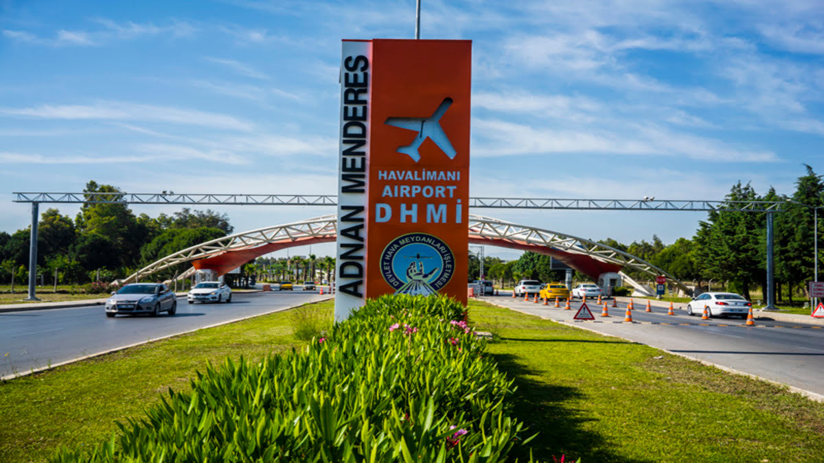 Izmir Adnan Menderes Havalimani (ADB)